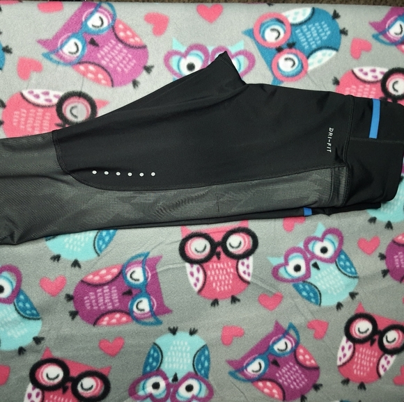 Nike Dri-FIT Yoga Fitness Leggings Extra Small - Picture 4 of 9